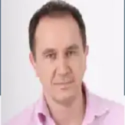 Photo of practitioner