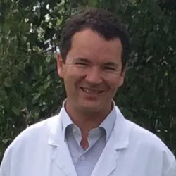 Photo of practitioner