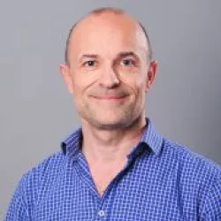 Photo of practitioner