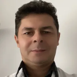 Photo of practitioner