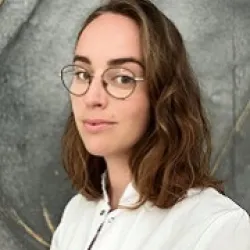 Photo of practitioner