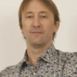 Photo of practitioner