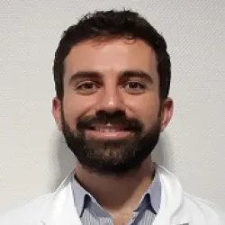 Photo of practitioner