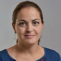 Photo of practitioner