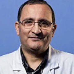 Photo of practitioner