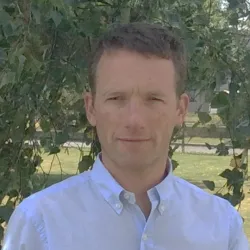 Photo of practitioner