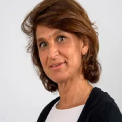 Photo of practitioner