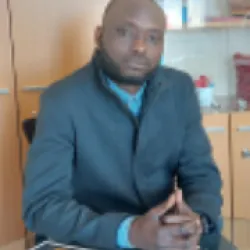 Photo of practitioner