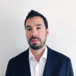 Photo of practitioner