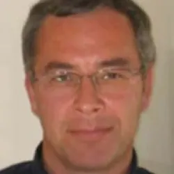 Photo of practitioner