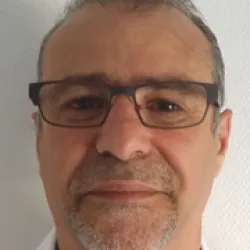 Photo of practitioner