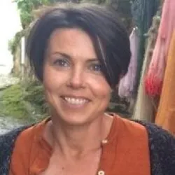 Photo of practitioner