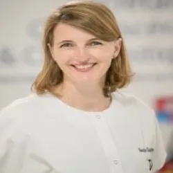 Photo of practitioner