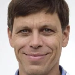 Photo of practitioner