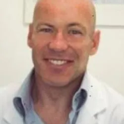 Photo of practitioner