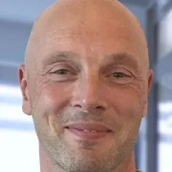 Photo of practitioner