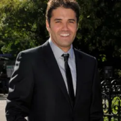 Photo of practitioner