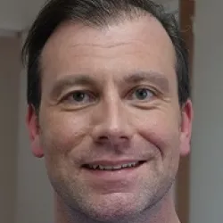 Photo of practitioner