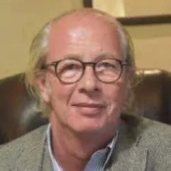 Photo of practitioner