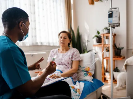 Infirmier chez une patiente - Vivalto Dom